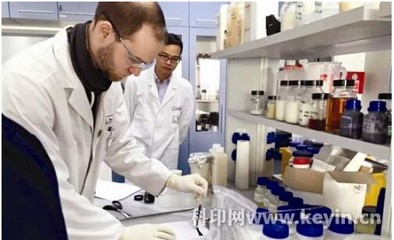 文科男发明了环保低碳的水性油墨 引发行业技术革命_企业专访_中国包装机械网