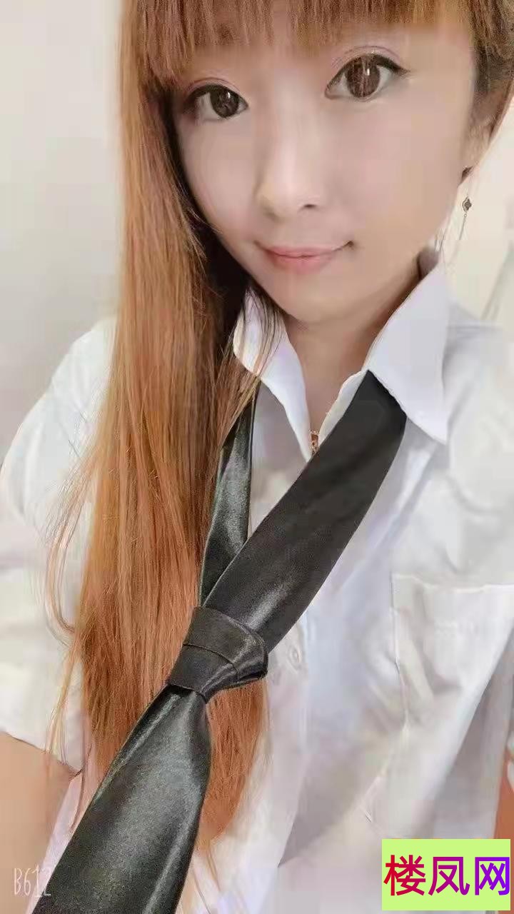 221812d0dyj503f5nneayz.jpg