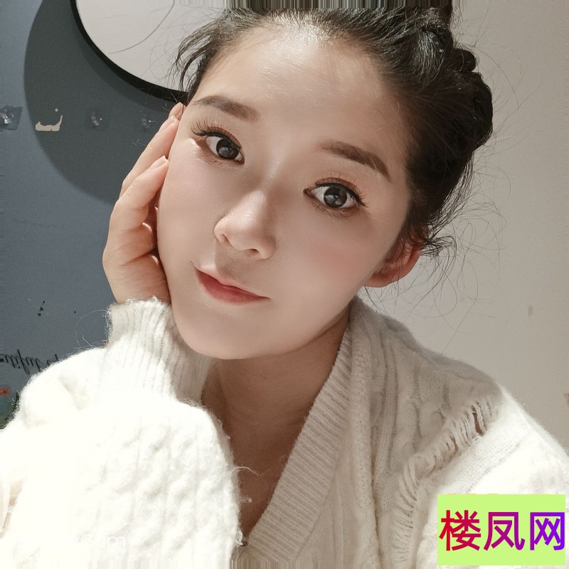 000904qt0qdsdd8esm68wa.jpg