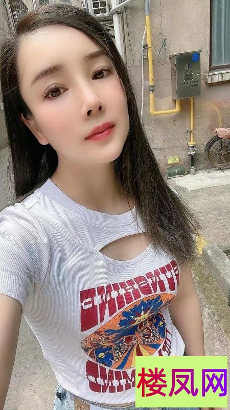 004559qkh8w518x1e12ee8.jpg