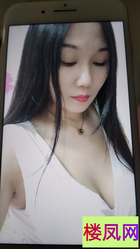 010625owhr1yk19wd0cdom.jpg