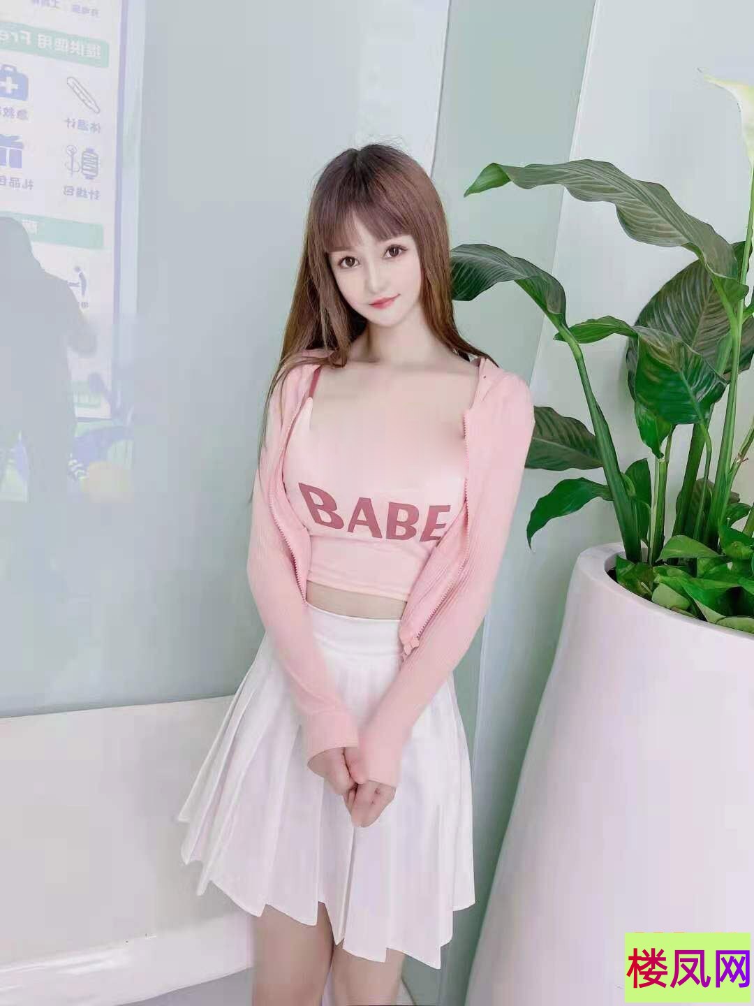 032902te0o1w003eqd161u.jpg