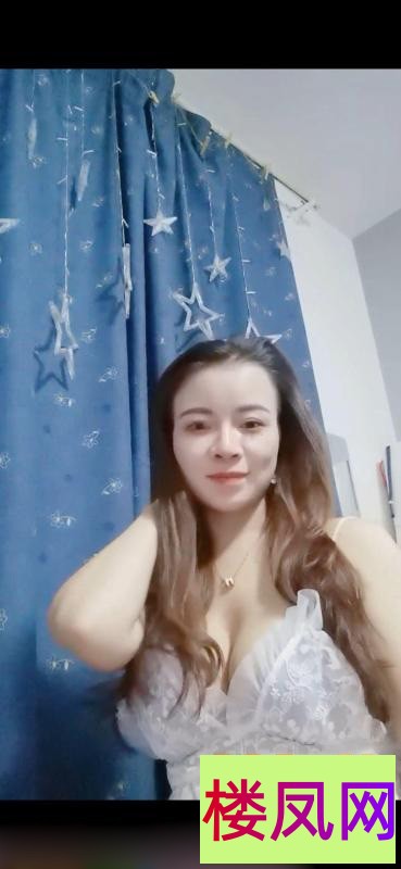 033525doux88x8uz3ar8tt.jpg