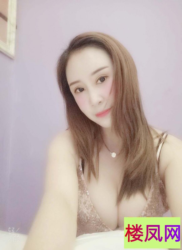041905rox1ci30d3tutnxp.jpg