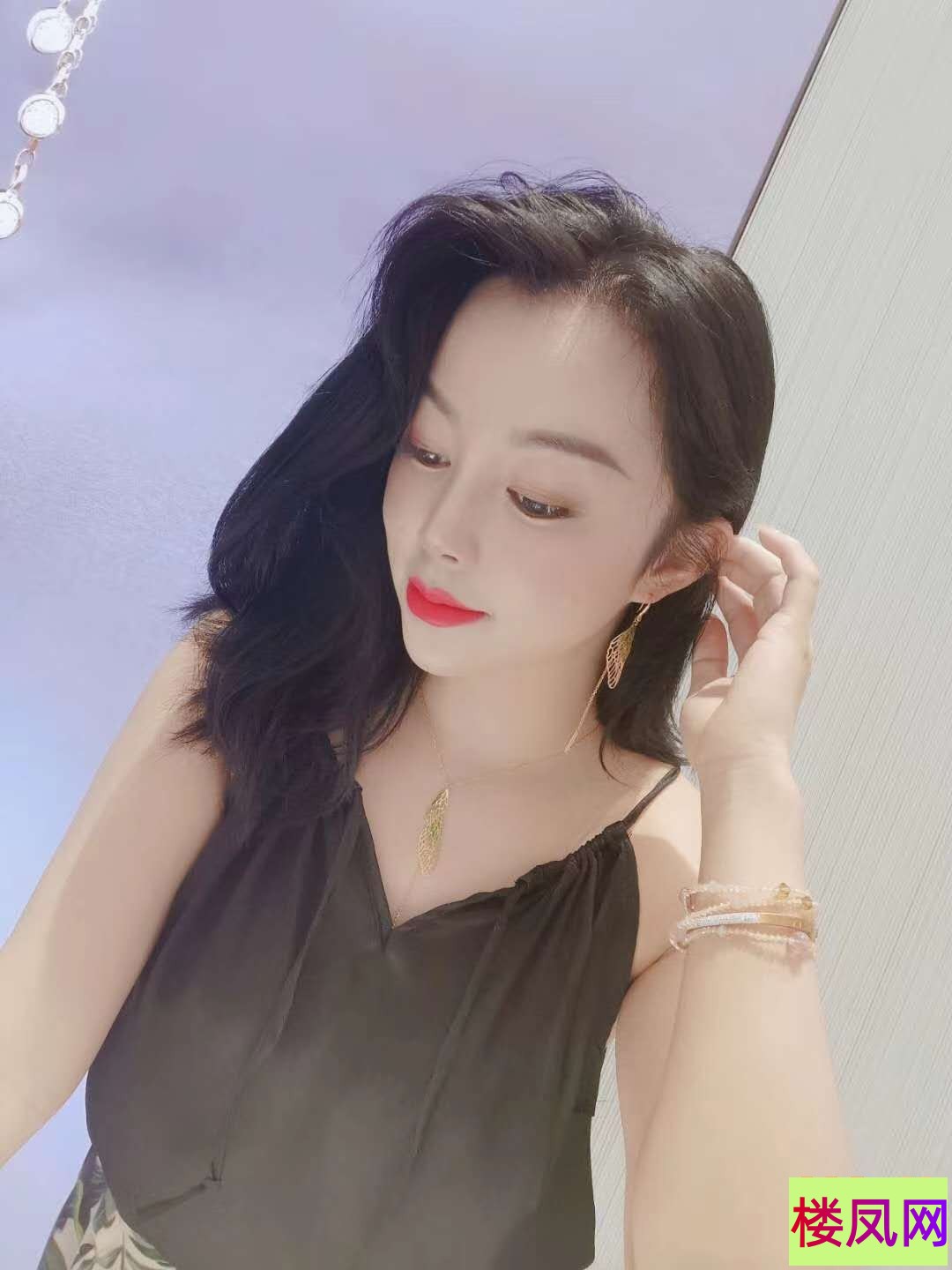 043026x68phhpwlv55spk0.jpg