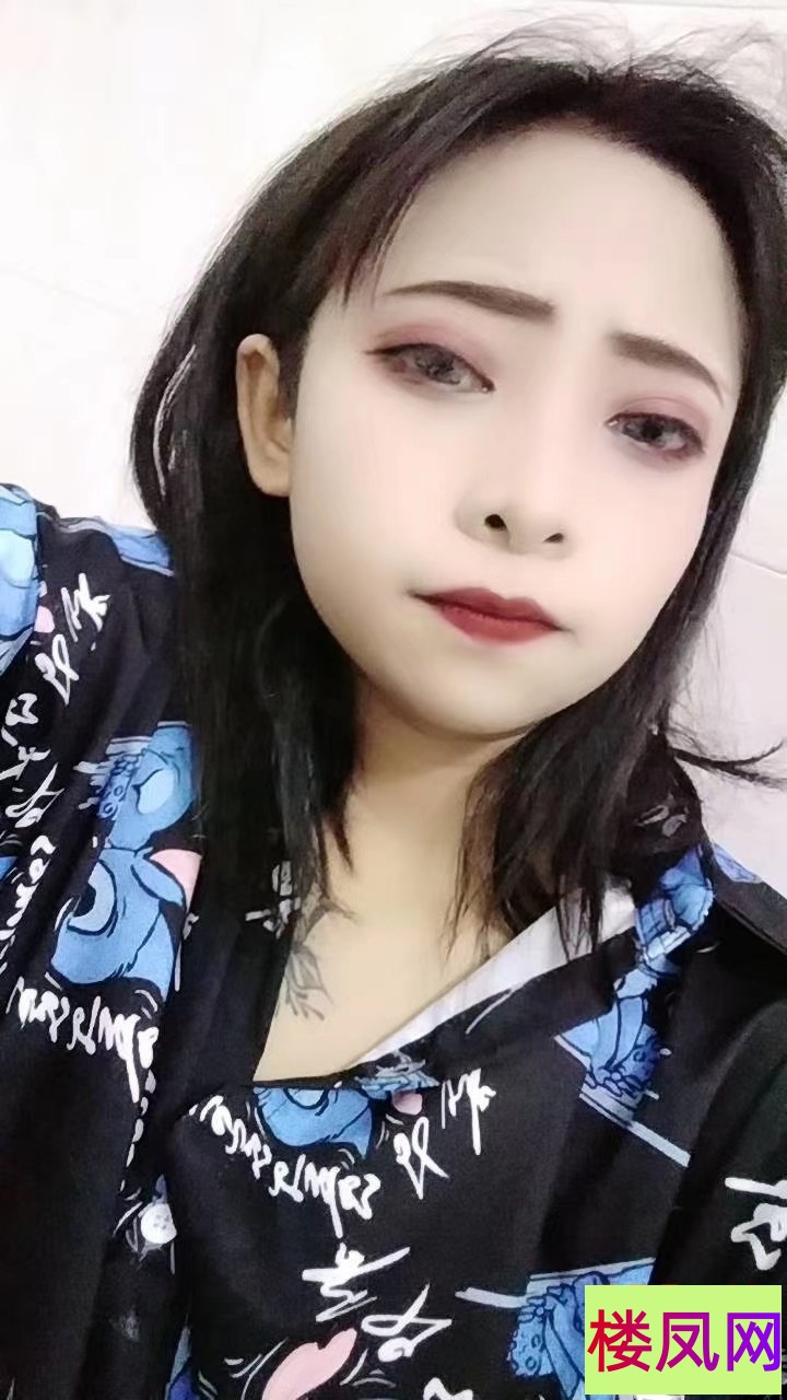 044603td877c8swlclcpze.jpg