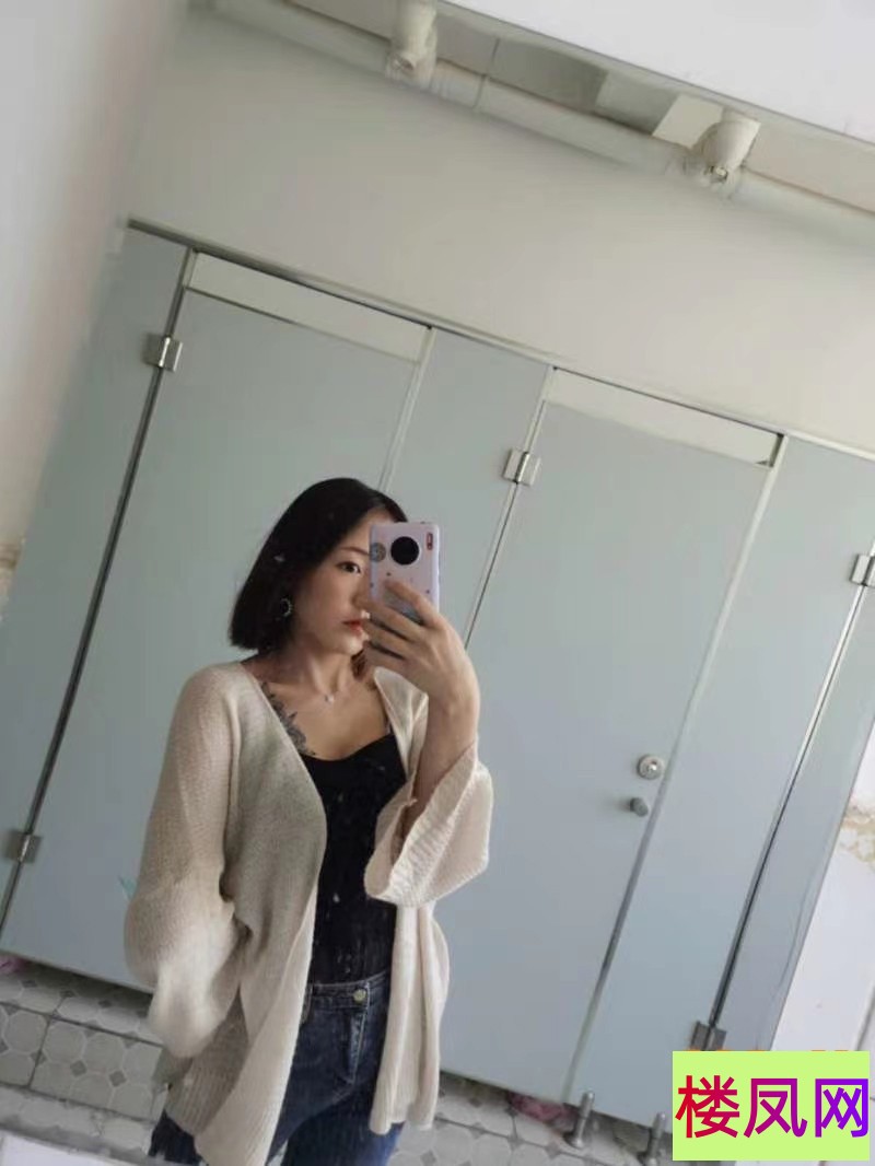 052639tw7celwpcc8px47a.jpg