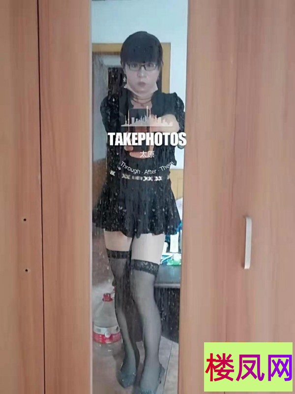 053223d4i4idhxgmmrhx1r.jpg