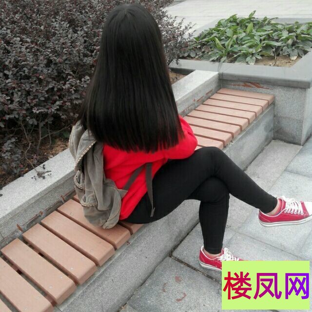 055811dw4nxo4e4qt4whyn.jpg