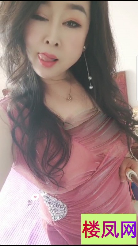061946cm0mqh52m550v9v8.jpg
