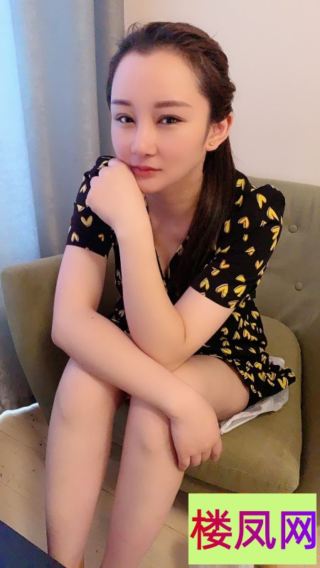 084659cqvx79q999zm5duu.jpg