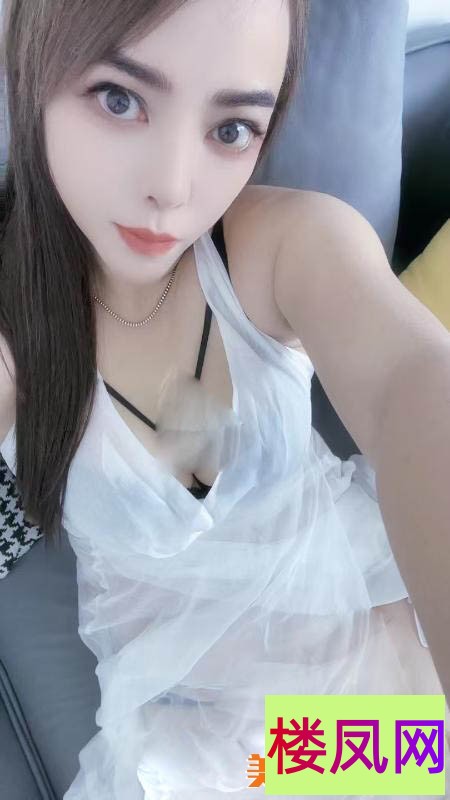 034528b89ce5lllll30ct5.jpg
