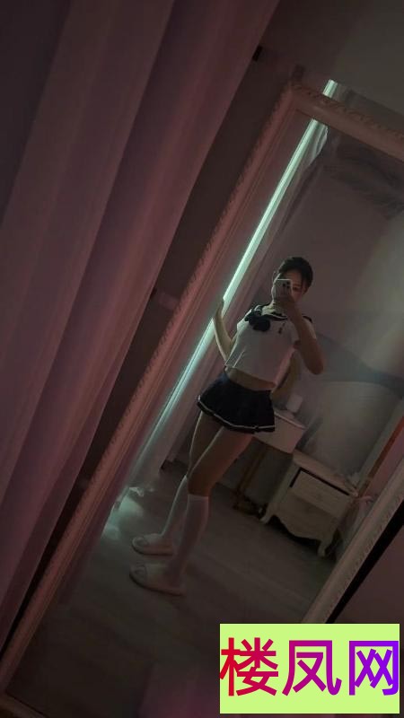 145001c669zz8xuxyuu1ov.jpg