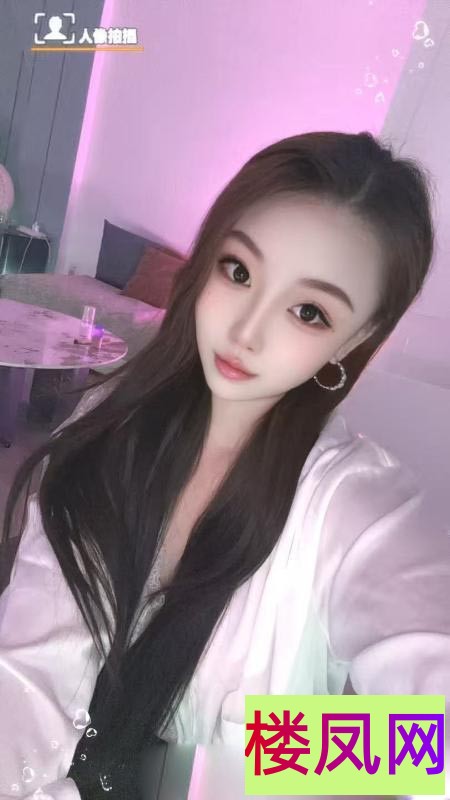 112504ef1948fc2f8mae0p.jpg
