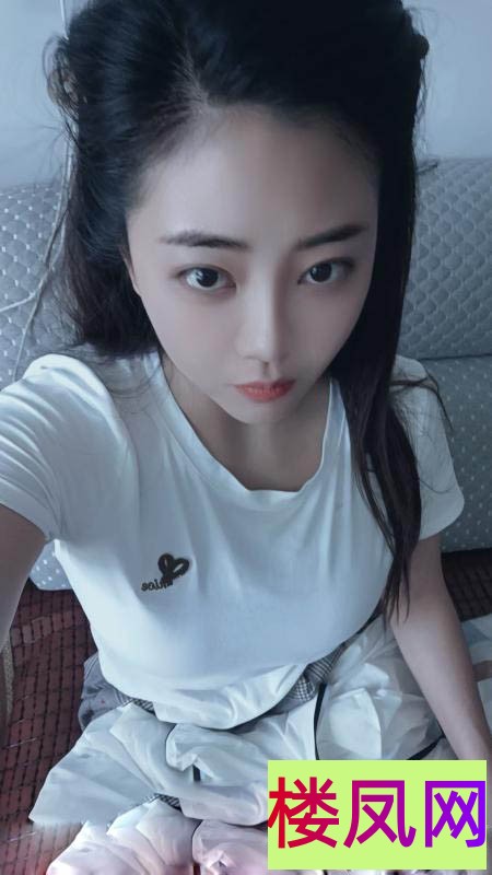 223011eiiv8cwv0q88g557.jpg
