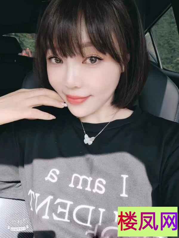 095502a2g30wyf2uyu2eaw.jpg