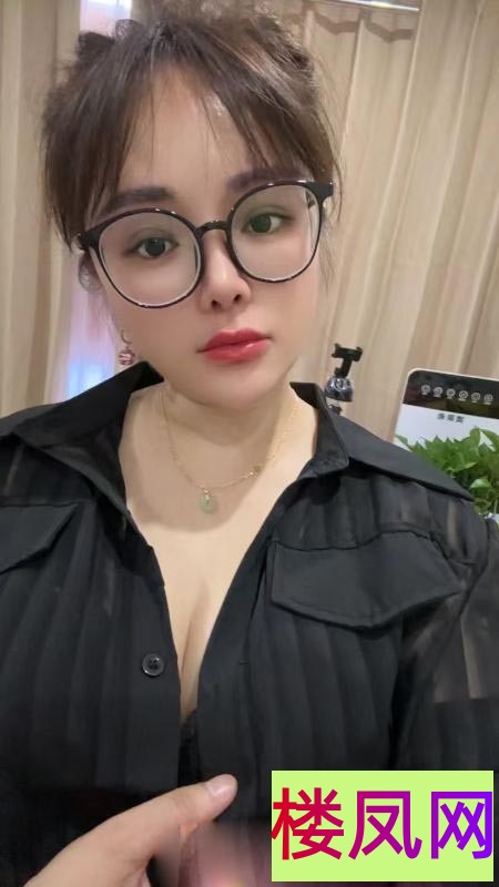083001izxxlnn7qe6qbnk7.jpg