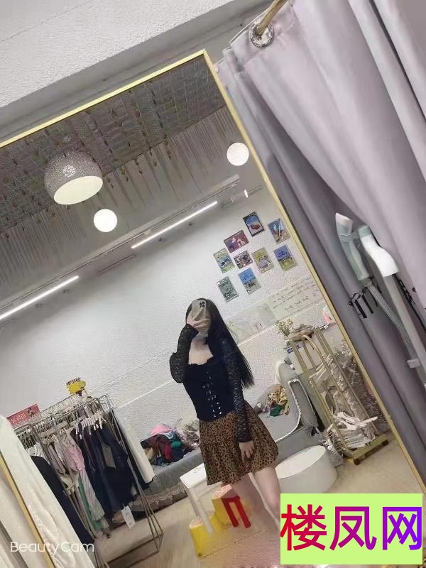 164506lizii2x5i4u1t6ix.jpg