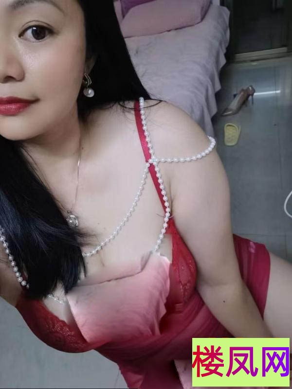 044502b9fyf7lho7hrt75d.jpg