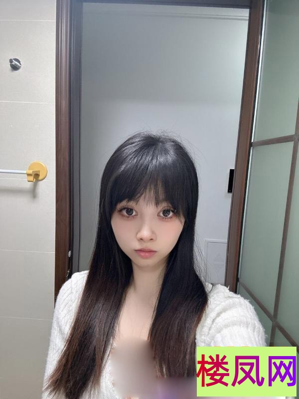 124202a36hu2ra8jamm4am.jpg