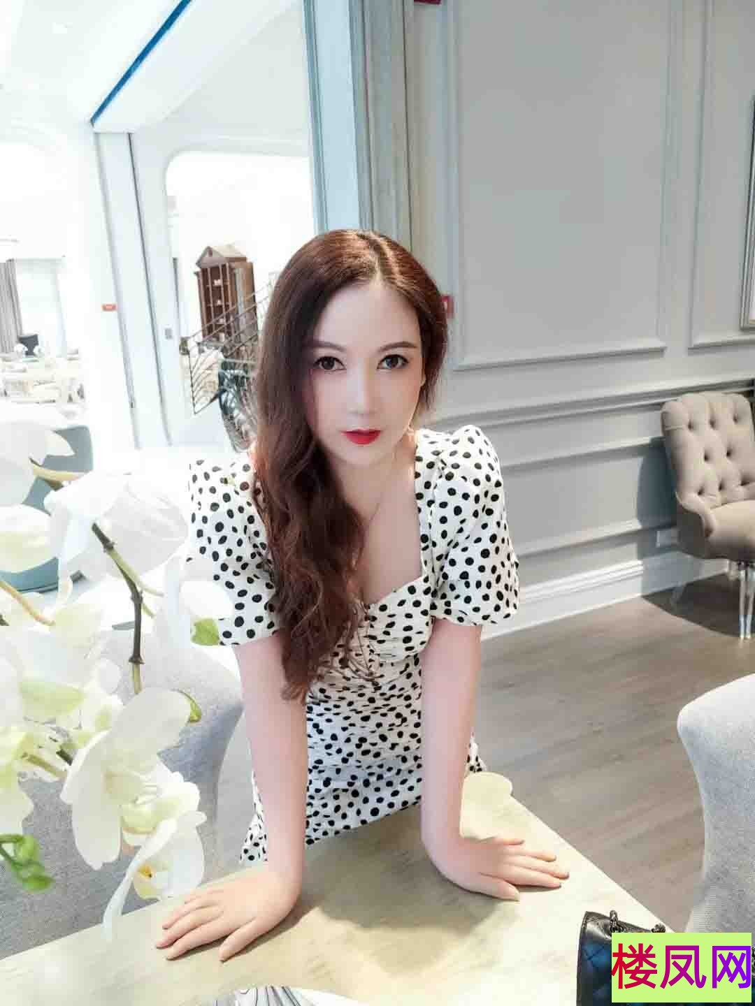 195008cn8qeju8npne9j9n.jpg