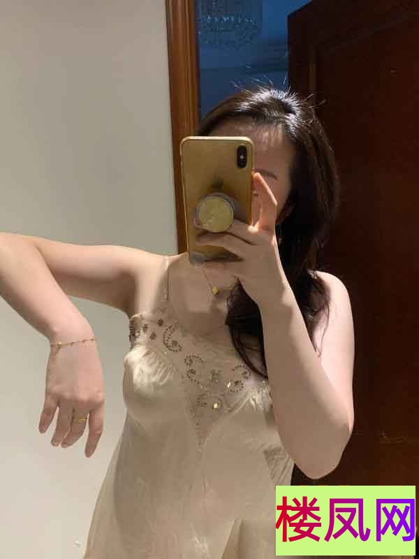084003hozf3d15j9343145.jpg