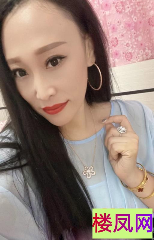 151003lv9tccebckebtc90.jpg