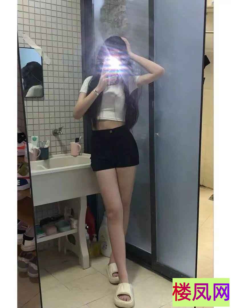 084504nqvazdxzjpq934hu.jpg